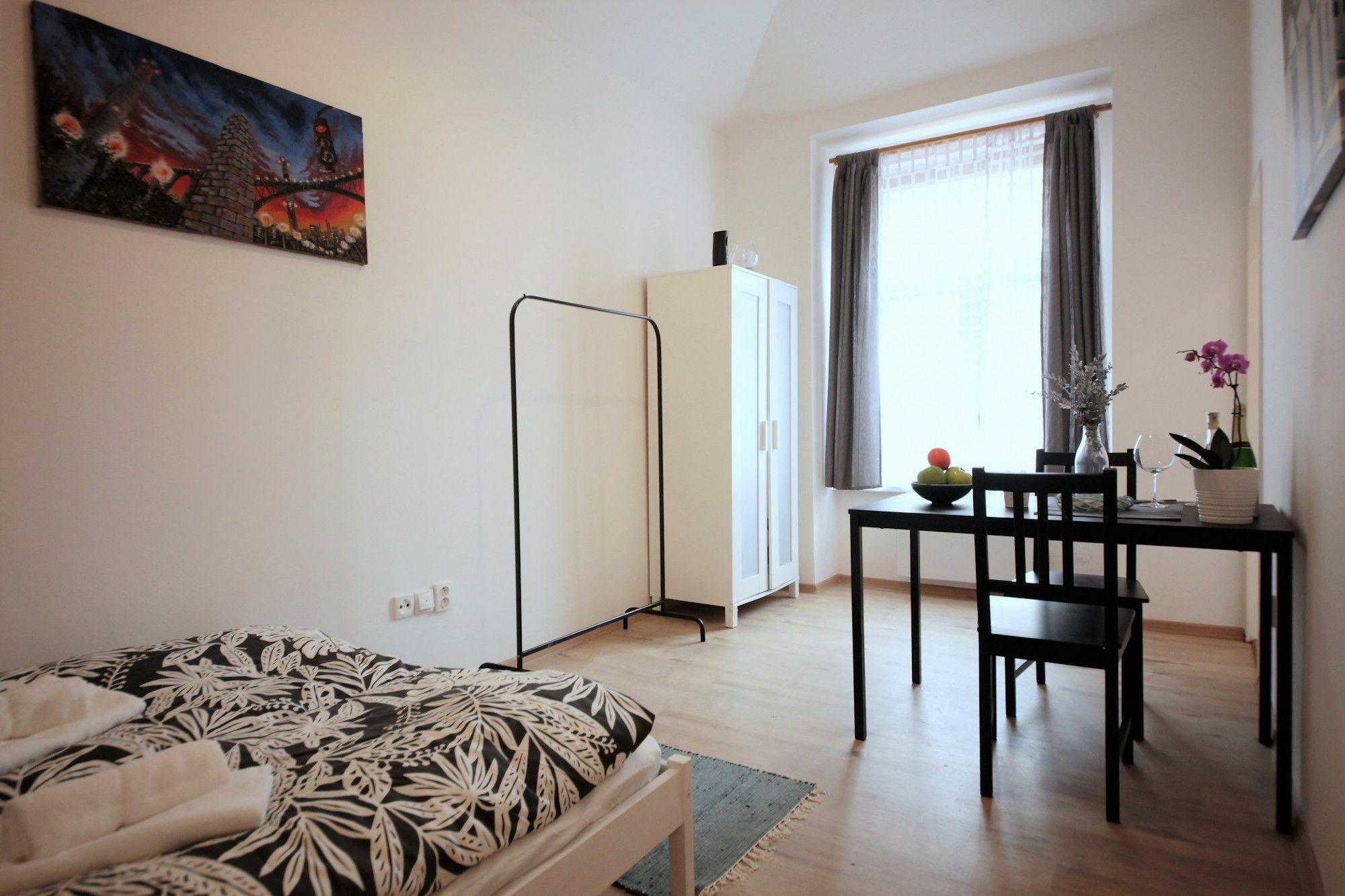 Residence Vita Nejedleho Прага Екстер'єр фото