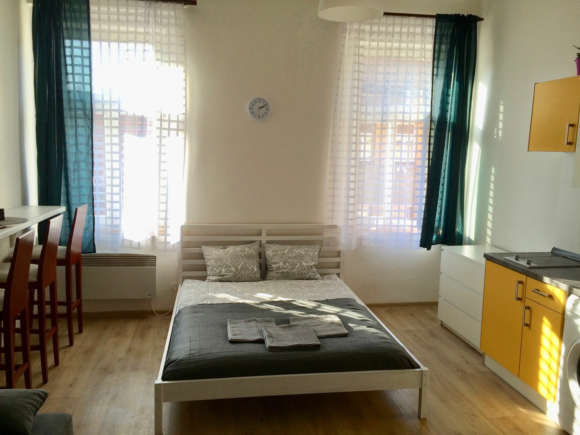 Residence Vita Nejedleho Прага Екстер'єр фото